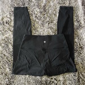 Black Lululemon leggings